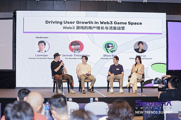 OpenAI大地震：创始人奥特曼突遭解雇，内部权力斗争浮出水面